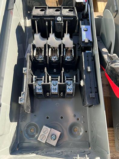 Used H322N Square D 60 Amp 240V 3 Pole 4 Wire Fusible 9007AO1 Interlock Disconnect