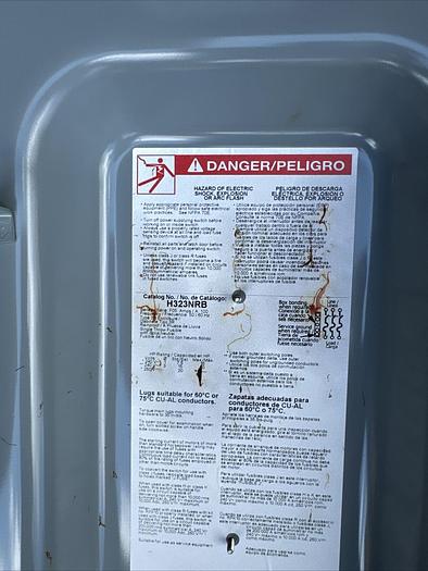 Used H323NRB Square D 100 Amp 240V 3P 4W Fusible Nema 3R Outdoor Rated Disconnect