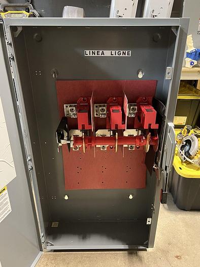 HU365 Square D 400 Amp 600V 3 Pole Non Fusible Nema 1 Disconnect Switch New