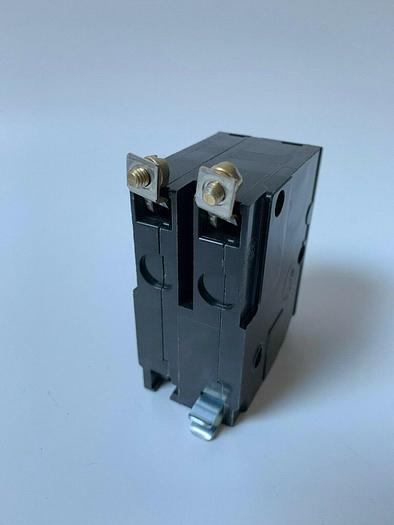 QOB220VH Square D 20 Amp 240V 2 Pole Bolt On Circuit Breaker 22K Rated 785901371922