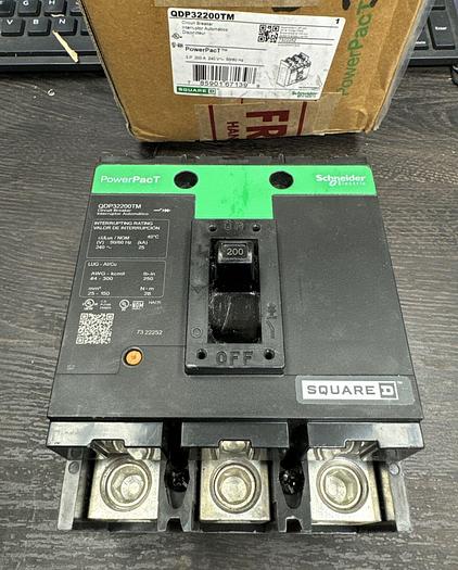 QDP32200TM Square D 200 Amp 240V 25kA@240V 3 Pole Bolt On Circuit Breaker