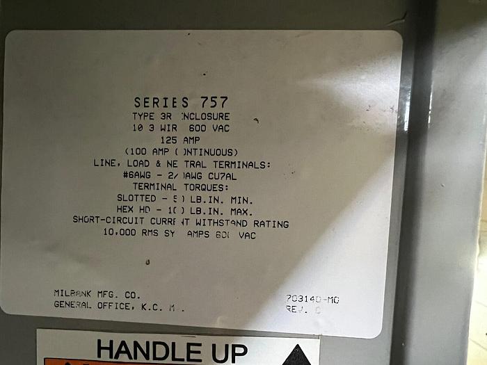 Milbank 125 Amp 600V Sinlge Phase 3 Wire Meter Socket with Bypass Series 757 New