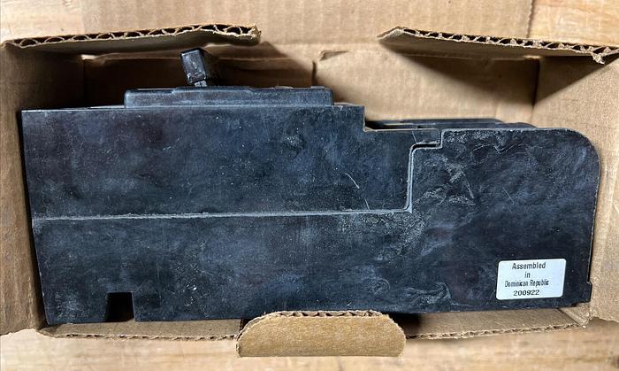 BJ2200 Cutler Hammer 200 Amp 2 Pole 240V Plug in Circuit Breaker New