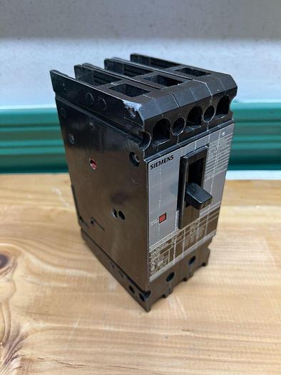HHED63B020 Siemens 20 Amp 600V 65kA@480V Bolt On Circuit Breaker New