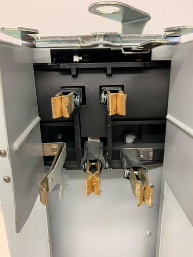 Used RV463G Siemens ITE 100 Amp 600V 3P 4W Ground Fusible XL-X Bus Plug Switch 783643230194