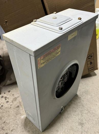 Used Milbank 200 Amp 600V 3P 4W Series 9700L 7 Jaw Bypass Meter Socket