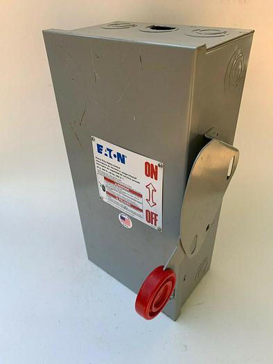 Used DH221FGK Cutler Hammer 30 Amp 240V 2 Pole Fusible Nema 1 Fused