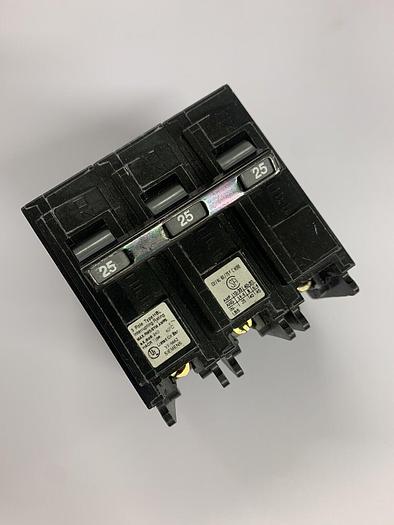 Used B325HH Siemens 25 Amp 240V 3 Pole 65K Rated Bolt On Circuit Breaker