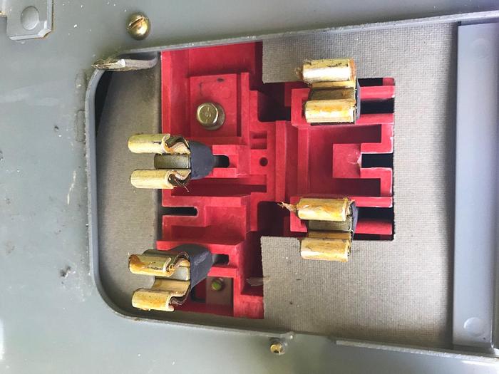 Used PFA36040GN Square D 40 Amp 600V 3 Phase 4 Wire Circuit Breaker Type Bus Plug