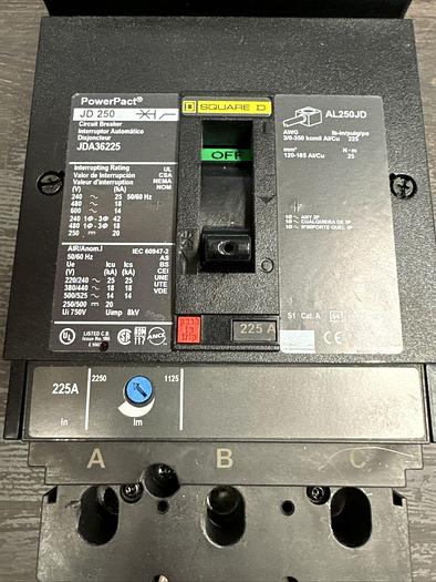 Used JDA36225 Square D 225 Amp 600V 3 Pole 18kA@480V I-Line Circuit Breaker 785901834168