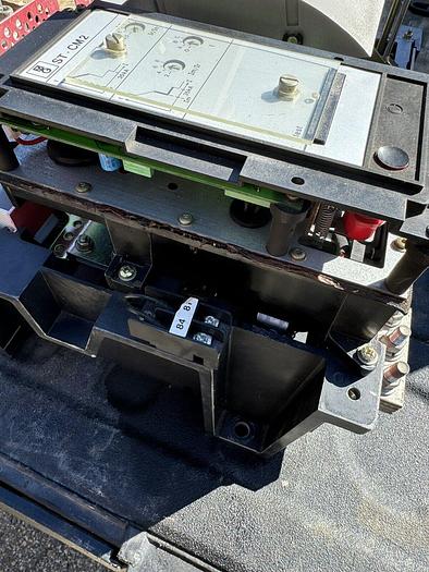 Used CM1250N Merlin Gerin 1250A 600V 3 Pole 65K ST-CM2 Trip Bolt On Circuit Breaker