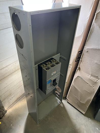 Used MND61 Siemens 1200 Amp 600V Circuit Breaker Enclosure With MXD63B800 Indoor
