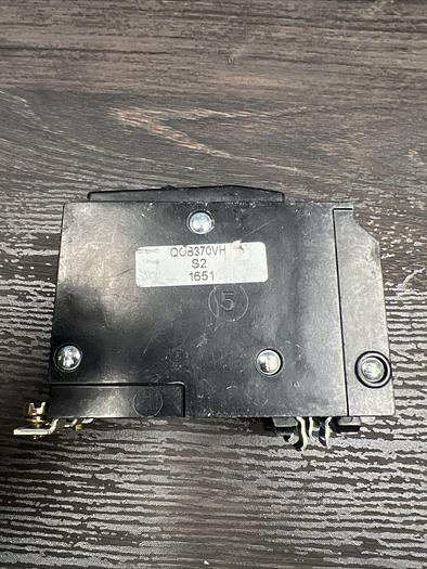 Used QOB370VH Square D 70 Amp 240V 22K Rated 3 Pole Bolt On Circuit Breaker QOB 785901054849