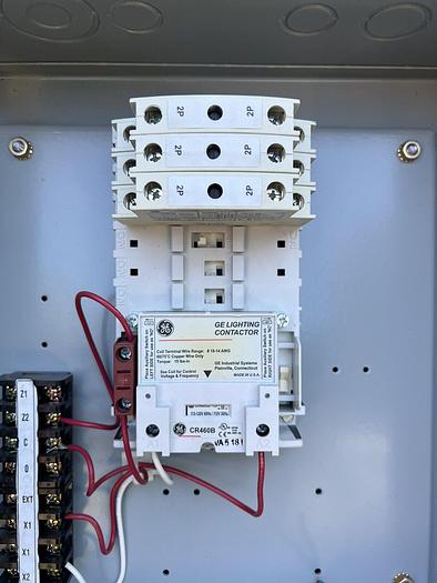 Used GE CR460B Lighting Contactor Complete with GE 460XE1D Enclosure Hand Off Auto