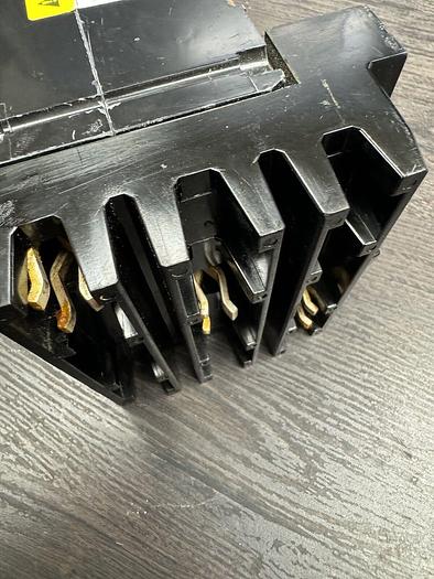 Used FH360901021 Square D 90 Amp 600V 3 Pole 25kA@480V Circuit Breaker Shunt Trip