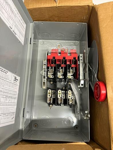 DH361NGK Cutler Hammer 30 Amp 600V 3P 4W Fusible Nema 1 Indoor Disconnect Switch