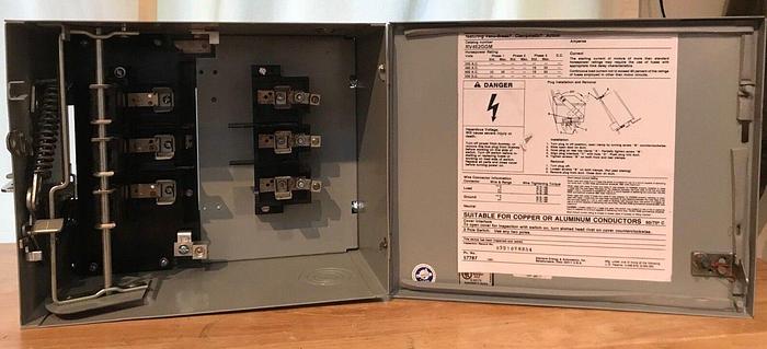 Used RV462G Siemens 60 Amp 600V 3 Phase 4 Wire Ground Bus Plug