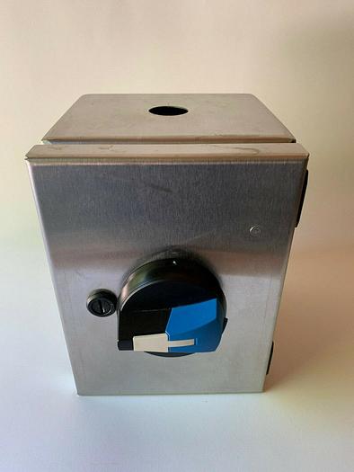 SCE-8066ELJSS6 LR97418 EATON R5A3016U 56 Amp 600V 3 Pole Disconnect Switch Nema