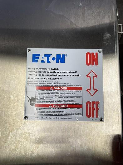 DH322FWK Cutler Hammer 60 Amp 240V 3 Pole Fusible Nema 4X Stainless Disconnect