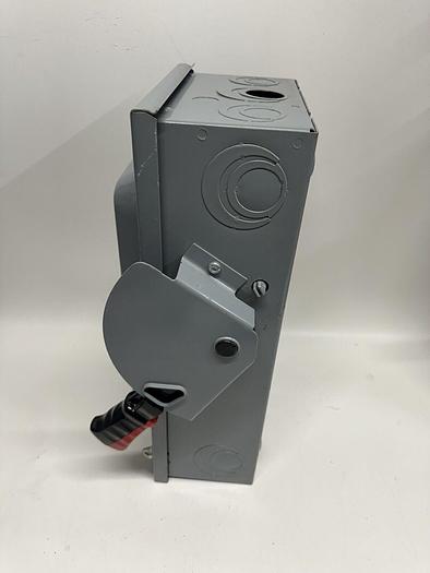 Used H362N Square D 60A 600V 3P 4W Fusible Nema 1 Indoor Rated Disconnect Switch