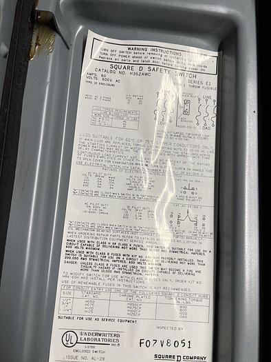H362AWC Square D 60 Amp 600V 3P Fusible Disconnect Switch Pin & Sleeve New