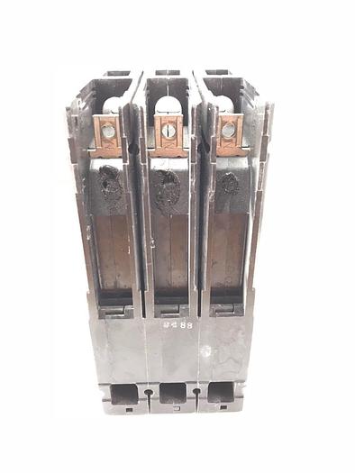 Used ED43B015 Siemens 15 Amp 480V 3 Pole Bolt On Molded Case Circuit Breaker 783643209367
