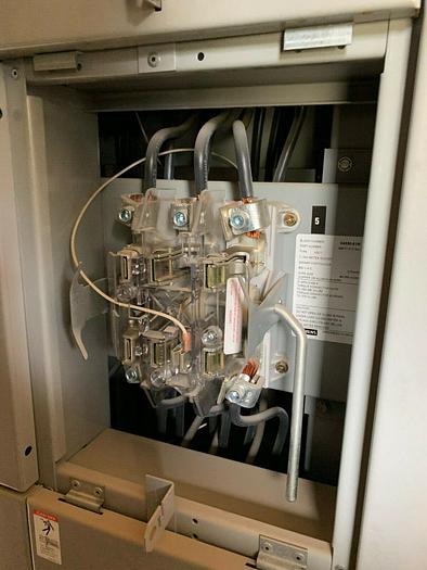 Cutler Hammer 2000 Amp 480V 3P 4W 7 Jaw Meter Socket Section Switchgear Metering