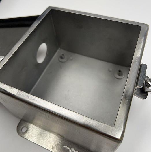 Used Hoffman A606CHNFSS Stainless Steel Enclosure 783510562601