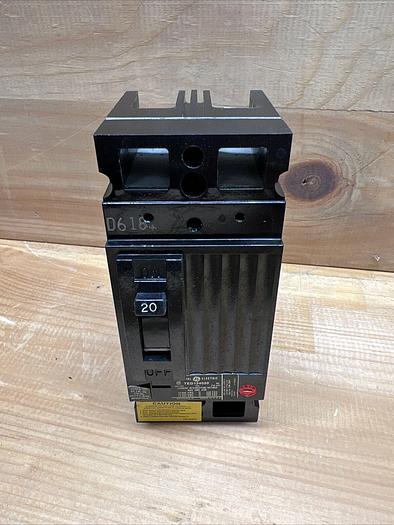 TED124020 GE 20 Amp 240V 2 Pole Bolt On Circuit Breaker New Surplus