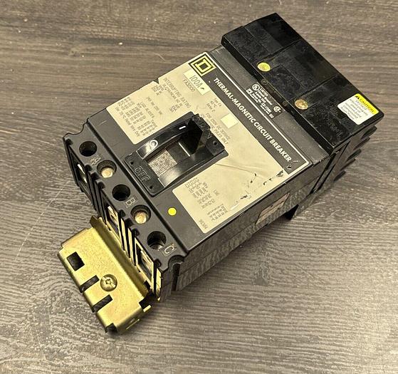 Used FA32100 Square D 100 Amp 240V 3 Pole 10kA@240V ILine Circuit Breaker