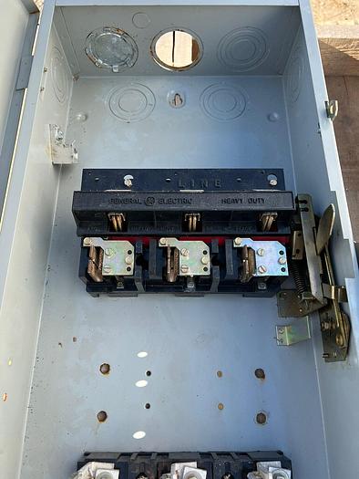 Used TH3364 GE 200 Amp 600V 3 Pole Fusible Nema 1 Indoor Disconnect Switch 783164009156
