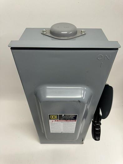 H323NRB Square D 100 Amp 240V 3P 4W Fusible Nema 3R Outdoor Rated Disconnect New
