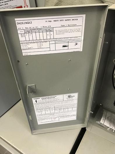 DH261NGK2 Cutler Hammer  30 Amp 600V 2 Pole 3 Wire Fusible Disconnect Switch