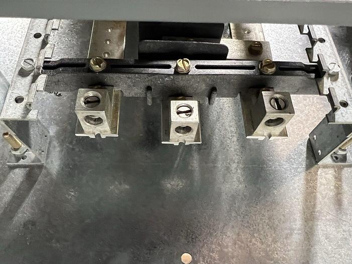 Used Cutler Hammer PRL1 100 Amp Main Lug Only 208/120V 3 Phase 4 Wire Breaker Panel