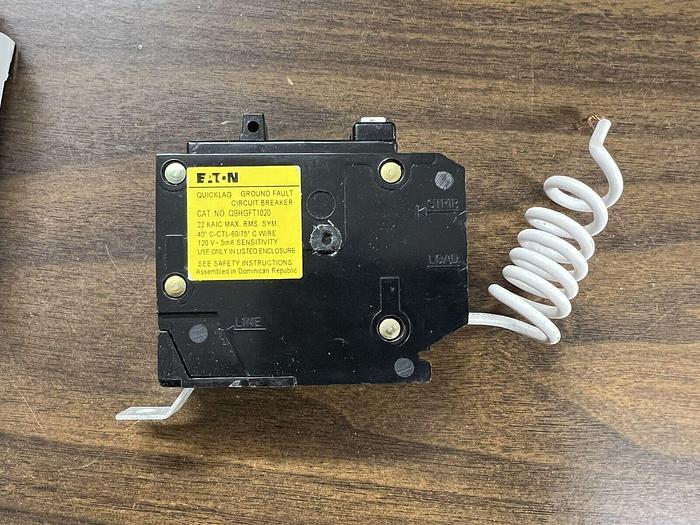 QBHGFT1020 Cutler Hammer 20 Amp 120V Ground Fault Bolt On Circuit Breaker New