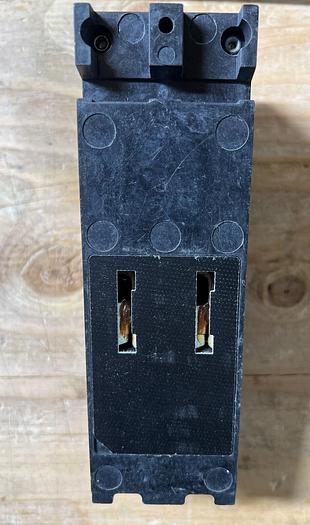 BJ2200 Cutler Hammer 200 Amp 2 Pole 240V Plug in Circuit Breaker New