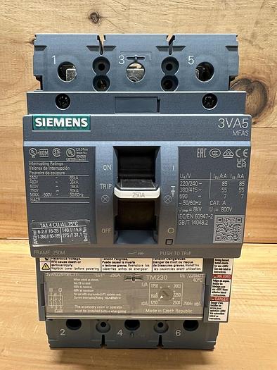 3VA52255EC310AA0 Siemens 3VA5 250 Amp 600V 3 Pole Bolt On Circuit Breaker New