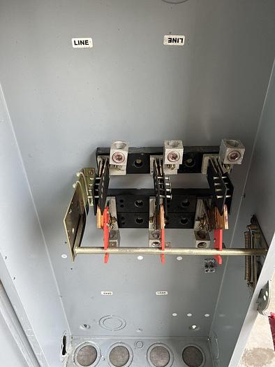 Used TGN3325 GE 400 Amp 240V 3 Pole Non Fusible Disconnect Switch General Duty