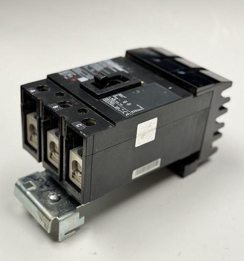 QGA32125 Square D 125 Amp 240V 3 Pole 65K Rated ILine Circuit Breaker New