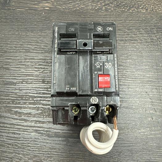 THQL2130GFT GE 30 Amp 240V 10K Rated Plug in Ground Fault New