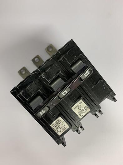 Used B325HH Siemens 25 Amp 240V 3 Pole 65K Rated Bolt On Circuit Breaker