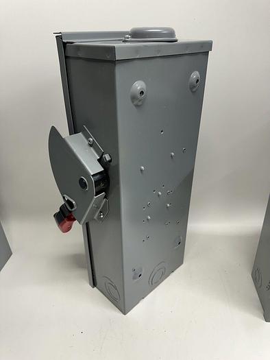 H323NRB Square D 100 Amp 240V 3P 4W Fusible Nema 3R Outdoor Rated Disconnect New