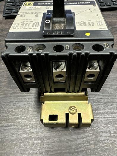 Used FA32100 Square D 100 Amp 240V 3 Pole 10kA@240V ILine Circuit Breaker