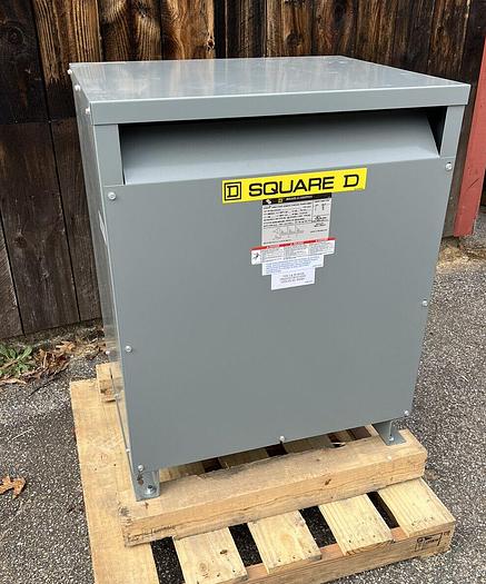 EE112T212H Square D 112.5 KVA 480/277X208V 3 Phase Dry Type Transformer New 208V