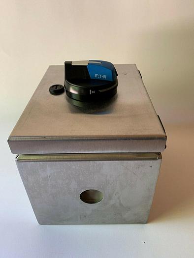 SCE-8066ELJSS6 LR97418 EATON R5A3016U 56 Amp 600V 3 Pole Disconnect Switch Nema