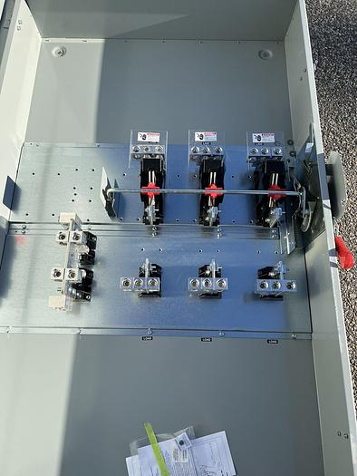 HF367N Siemens 800 Amp 600V 3 Pole Fusible Indoor Rated Disconnect Switch New