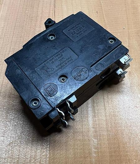 Used Up To 57: QO2110VH Square D 110 Amp 240V 2 Pole Plug In Circuit Breaker