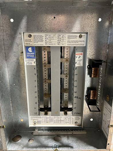 Used Cutler Hammer PRL1 100 Amp Main Lug Only 208/120V 3 Phase 4 Wire Breaker Panel