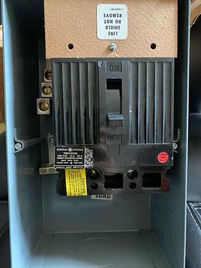 DHPEB4 GE Flex-A-Plug 70 Amp Max 240V 3P 4W TEB132020 Circuit Breaker New