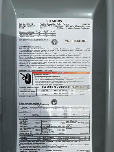 Used HF221N Siemens 30 Amp 240V 2 Pole 3 Wire Fusible Nema 1 Indoor Rated Disconnect